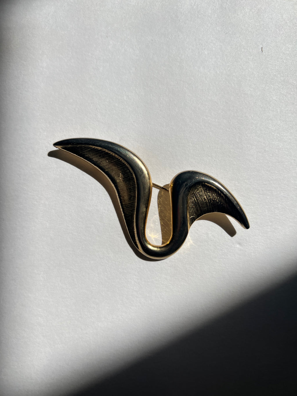 Burnished Golden Seagull Brooch