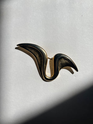 Burnished Golden Seagull Brooch