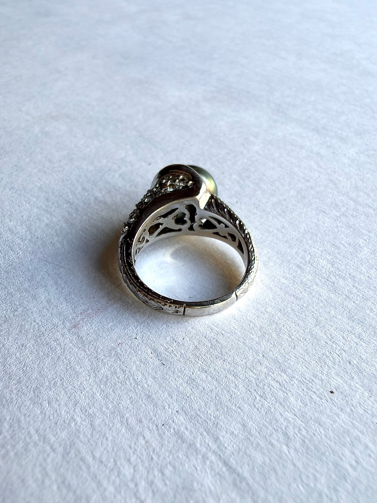 White Gold Etched Black Pearl Ring