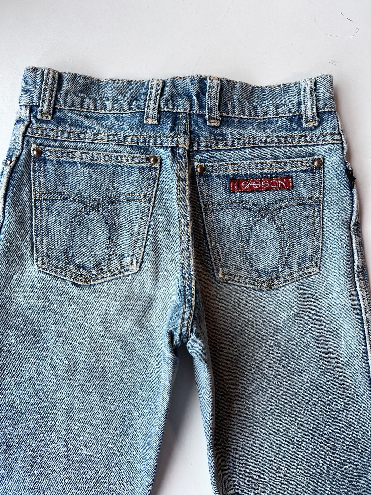 Sasson Light Wash Denim 26”x 26”- 1970s