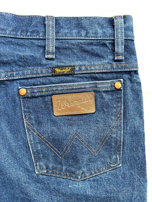 Wrangler Dark Wash Jeans 33” x 32”
