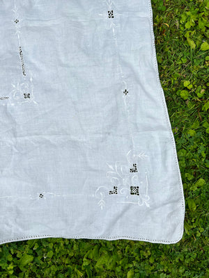 White Cotton Embroidered Table Cloth