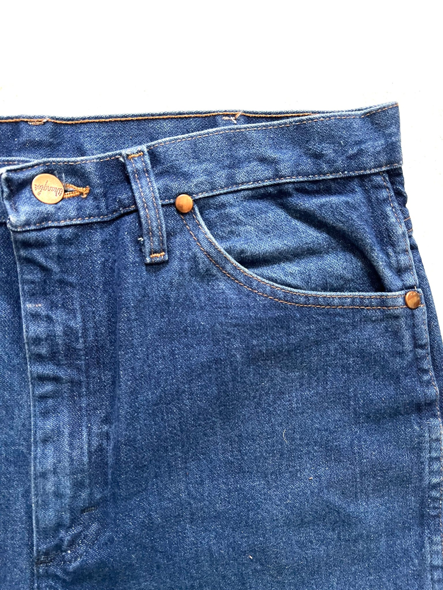 Wrangler Dark Wash Jeans 33” x 32”