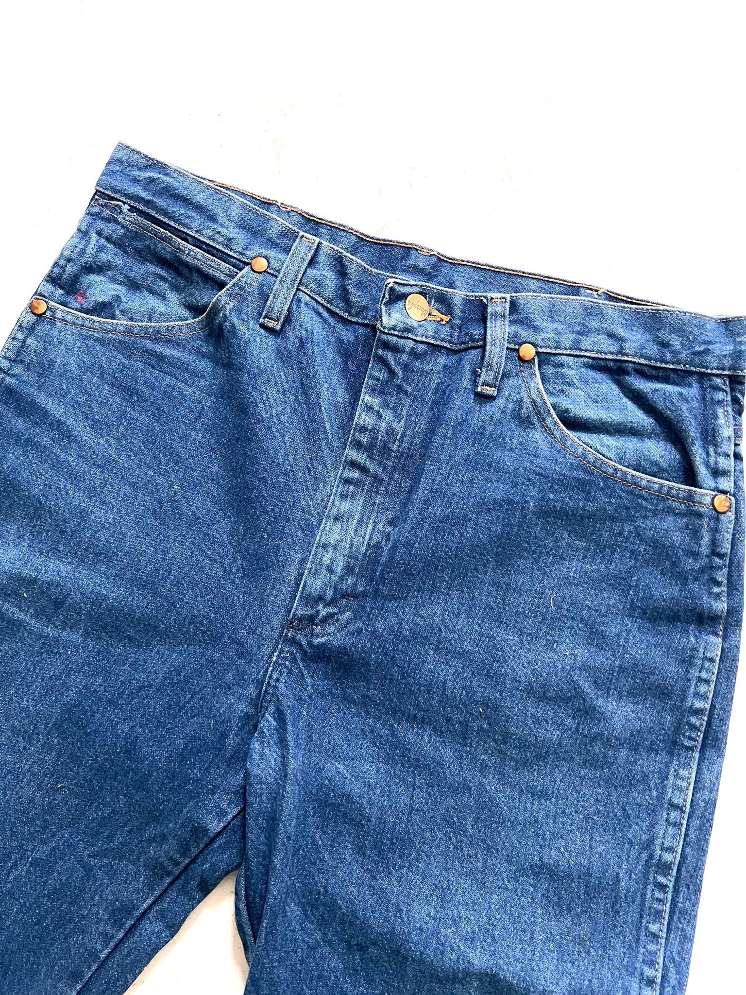 Wrangler Dark Wash Jeans 33” x 32”